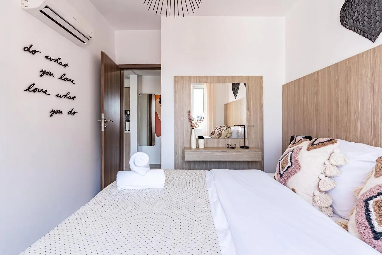 Appartamento Made With Love 1-Br Apt By Finikoudes Beach Larnaca